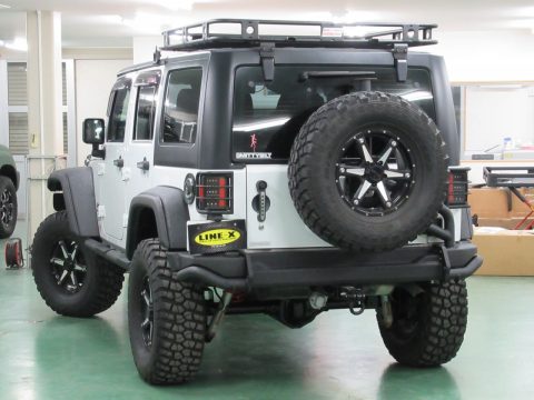 JEEP JKラングラー　AEV リアバンパー ＆スペアタイヤブラケット　LINE-Xカスタム